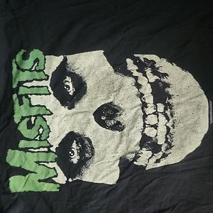 Vintage Fiend skull shirt